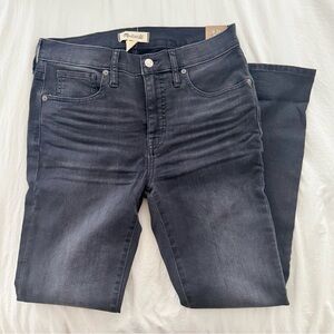 Madewell Women's Black/Dark Gray Mid-Rise Skinny Jeans